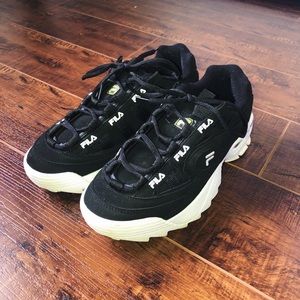 Black Women’s FILA shoes!! never worn size 8.5😌